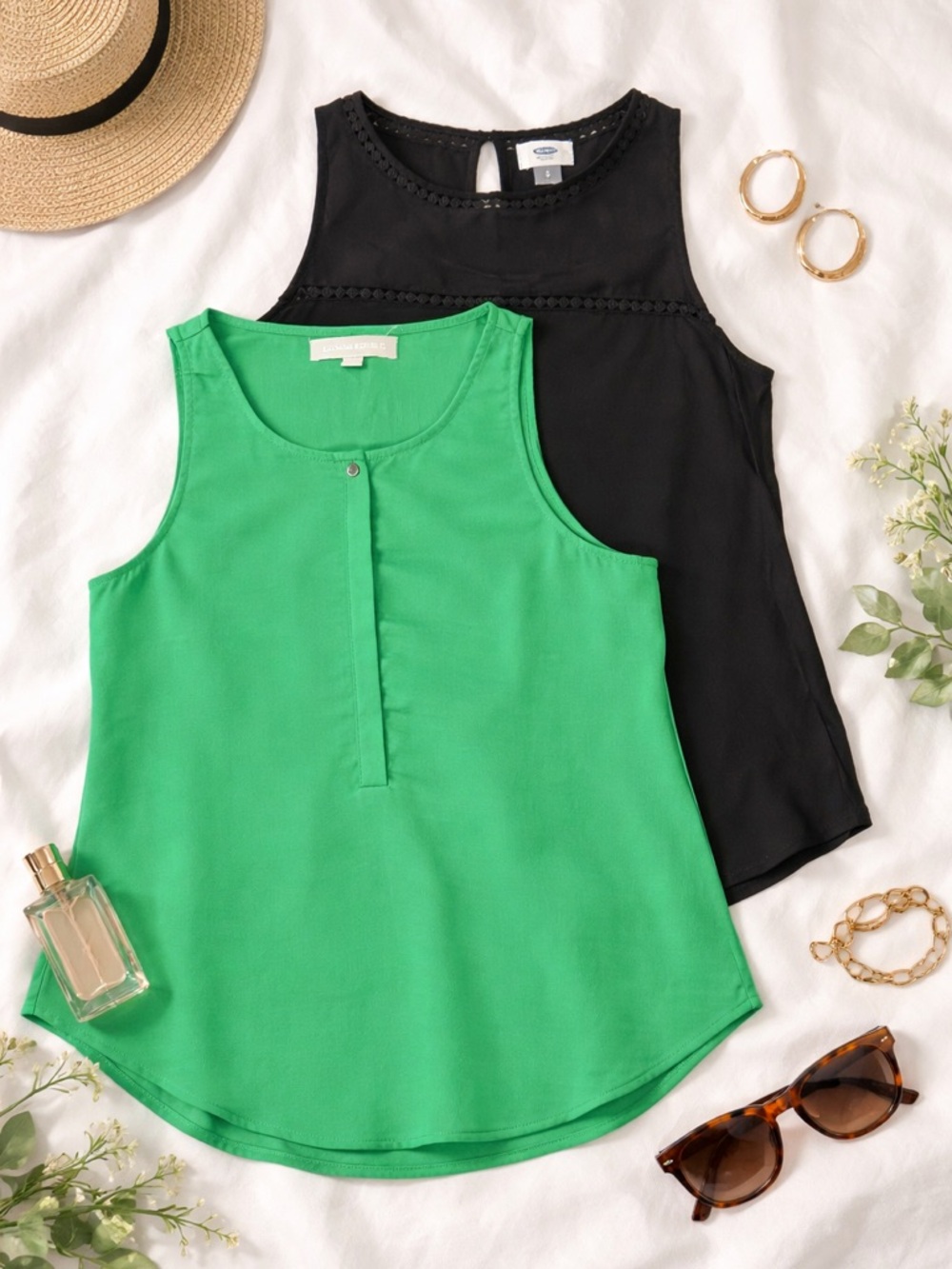 Bundle Banana Republic XS & Old Navy S Sleeveless Blouses Green Black